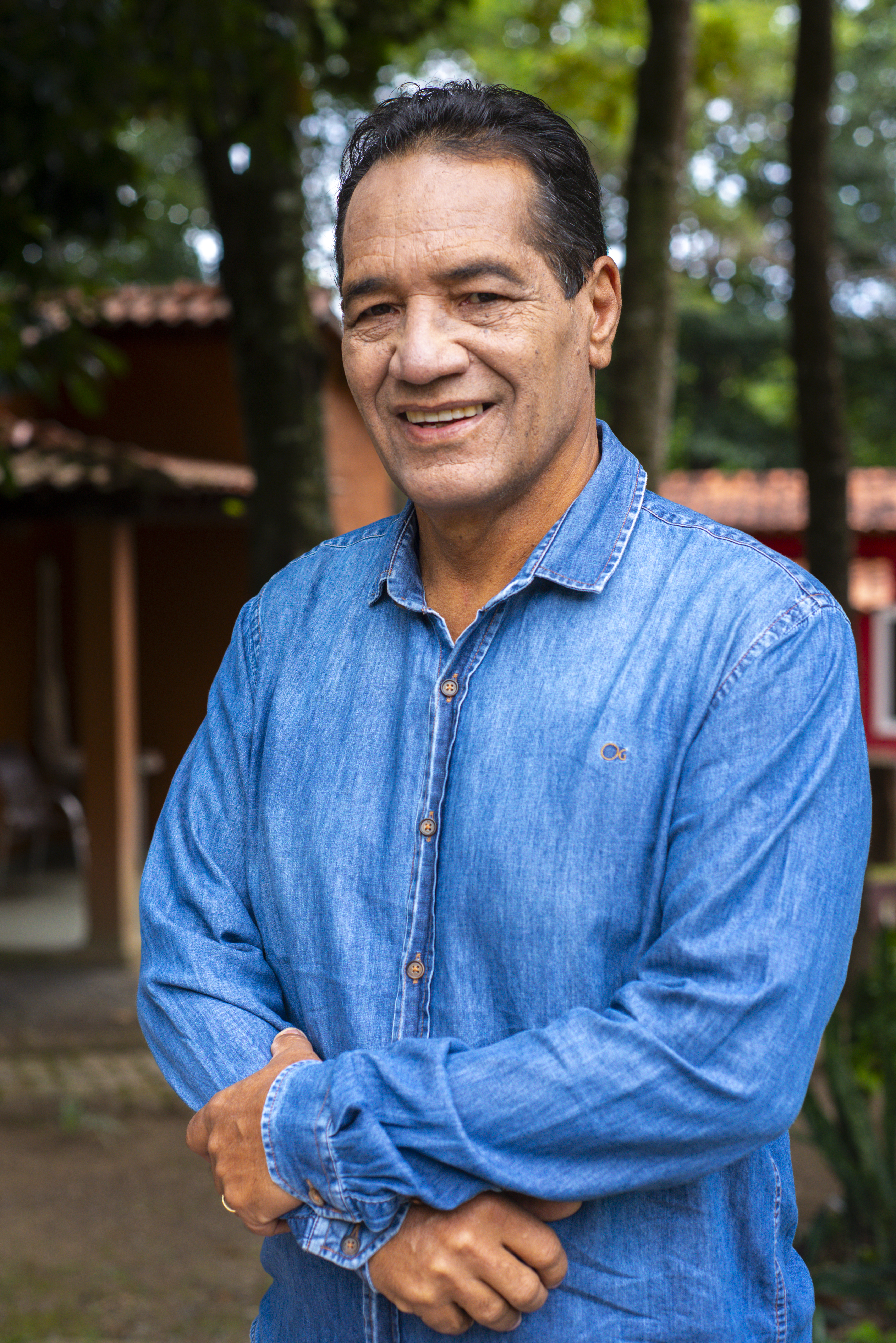 Josiel Barros, pastor e escritor cristão